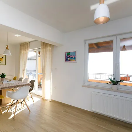 Ivetta For 10 People Near With Sea View & Children Playground *