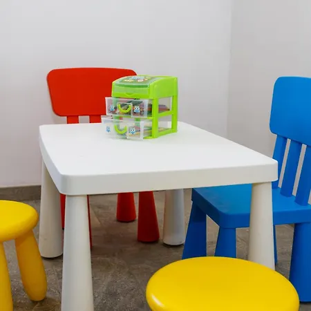 Villa Ivetta For 10 People Near With Sea View & Children Playground