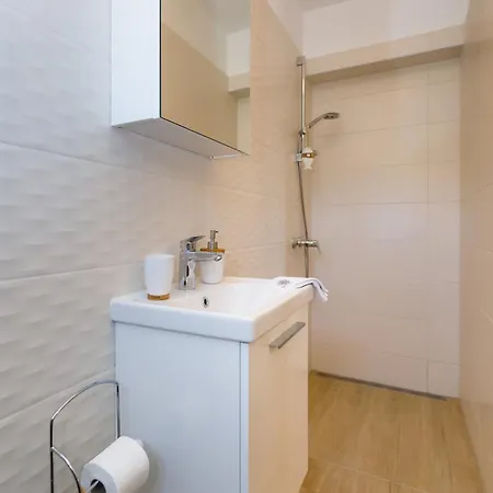 Villa Ivetta For 10 People Near With Sea View & Children Playground Opatija