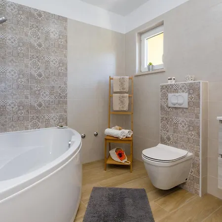 Ivetta For 10 People Near With Sea View & Children Playground * Opatija