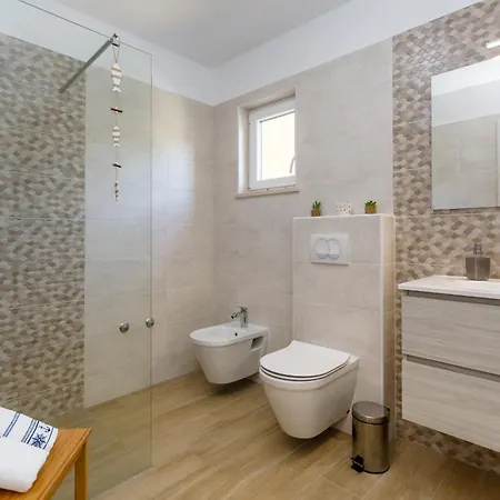 Ivetta For 10 People Near With Sea View & Children Playground * Opatija