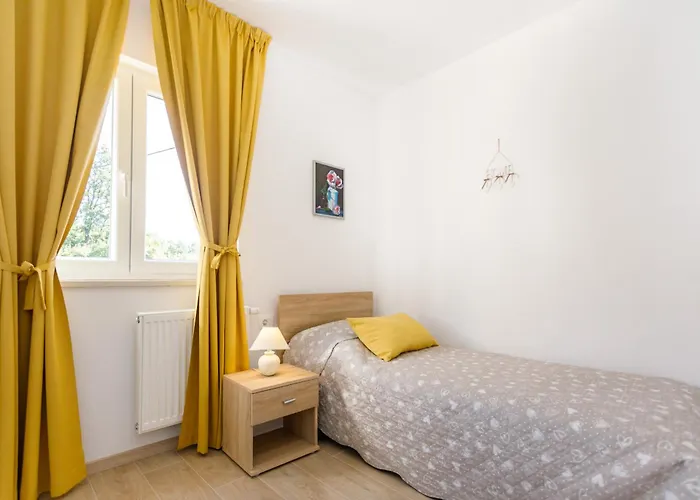 Ivetta For 10 People Near With Sea View & Children Playground Villa Opatija