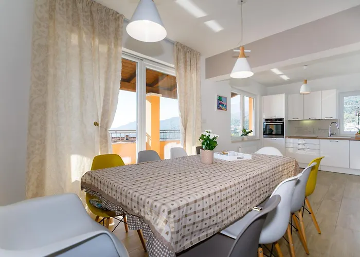 Ivetta For 10 People Near With Sea View & Children Playground Villa *