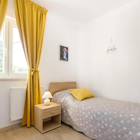 Ivetta For 10 People Near With Sea View & Children Playground Вилла Опатия